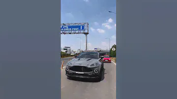 Aston martin DBX 707